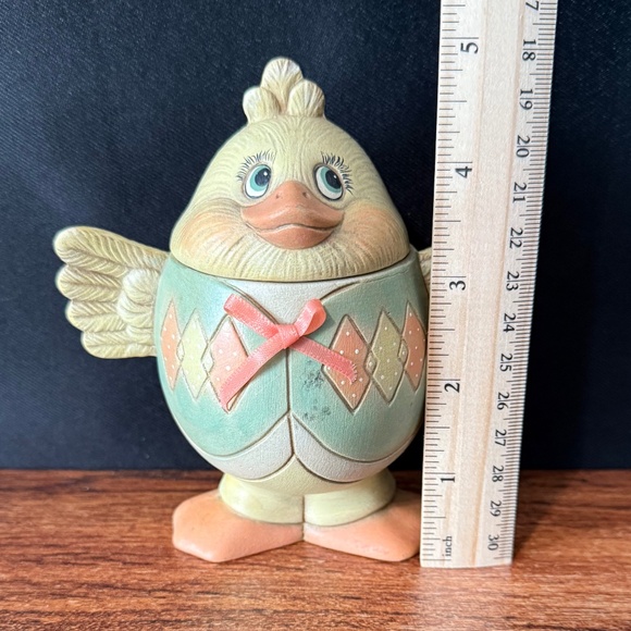 Easter Egg Chick Trinket Box - Picture 7 of 12